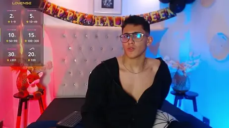 SalvadorFit webcam model stream image