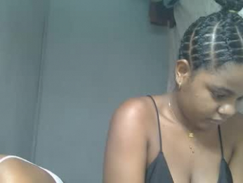 mariata09 webcam model stream image