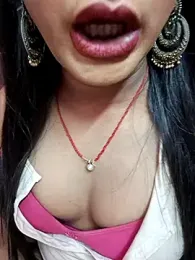 glitchwaligirl webcam stripchat model stream image