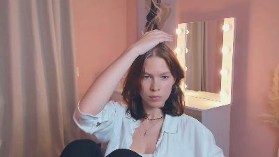 TiffanieDelvin webcam model stream image