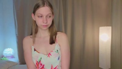 MeganFairleigh webcam model stream image