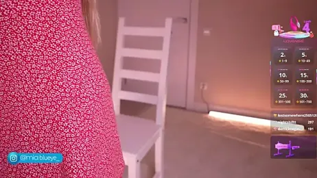 Miablueye webcam model stream image