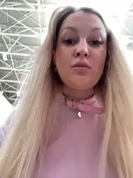 Teya_moon_ webcam model stream image