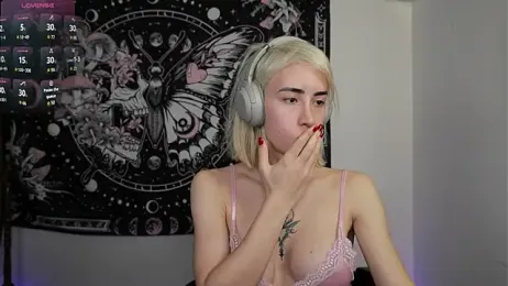 laliwhite webcam model stream image