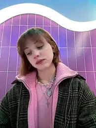 Only_April webcam model stream image