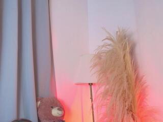 Amy Owen webcam model stream image