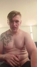 MrMorningWood webcam model stream image