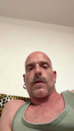 batcave_two_xxx webcam model stream image