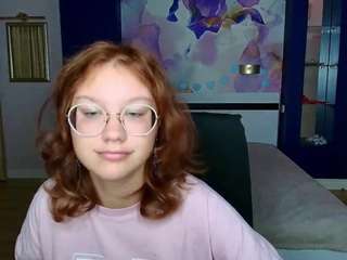 angelinalow webcam camsoda model stream image