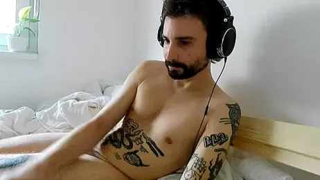 InfectedAshtray69 webcam model stream image