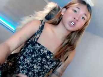 asian_loloera webcam model stream image
