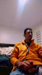 maximo_xz webcam model stream image