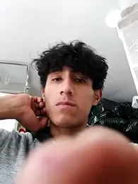 alexander32r webcam model stream image