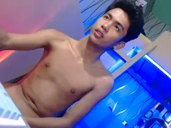 RoyalBlooded_Guy69x webcam model stream image