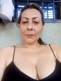 Mia-funny20 webcam model stream image