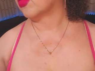 yourbustykatty webcam model stream image