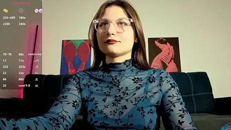 TrixiBell webcam stripchat model stream image