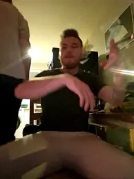 Foxtrott_242 webcam model stream image