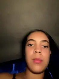 NAUGHTY_LITTLE_18 webcam model stream image