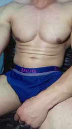 Gustavo20255 webcam model stream image