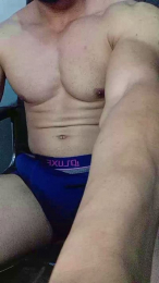 Gustavo20255 webcam model stream image