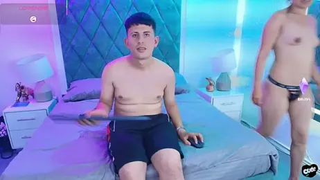 Valentina_and_thiago webcam model stream image