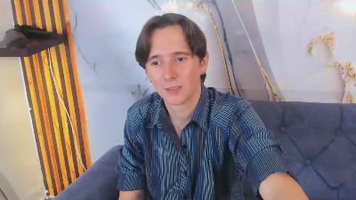 Aaron_LatinMen webcam cam4 model stream image