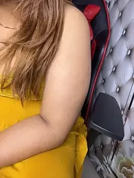 roasted_peanut webcam model stream image