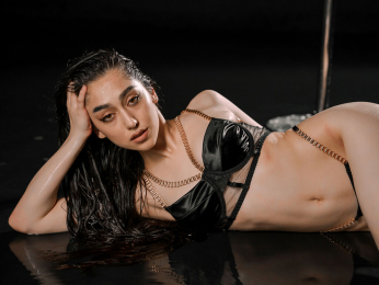 AlsuGwen webcam livejasmin model stream image