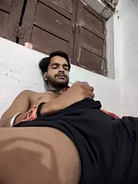 Herecallboyyash webcam model stream image