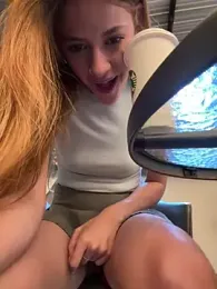 alana15 webcam model stream image