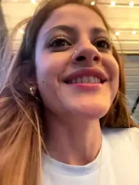 alana15 webcam model stream image