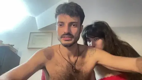 YourzBestCouple webcam model stream image