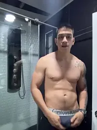 blackbullger_ webcam model stream image