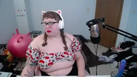 FatVeronica webcam model stream image