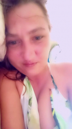 Karolinafochat webcam model stream image