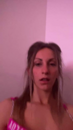 CandyAndChips webcam model stream image