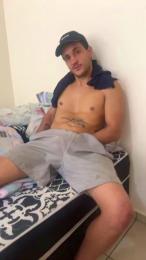 Hugovg2 webcam model stream image