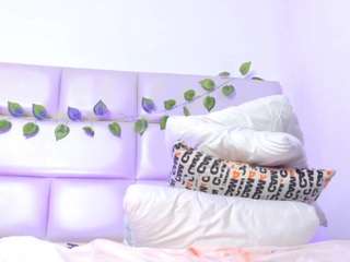 sabrinaturneer webcam model stream image