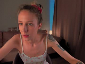skyewavy webcam chaturbate model stream image