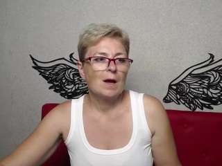 emiliagree webcam model stream image