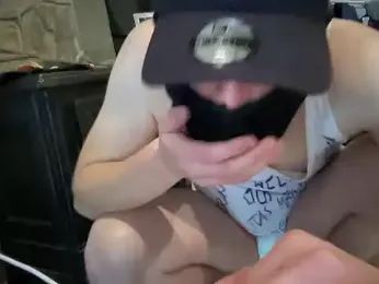 Kamilos25slut webcam model stream image