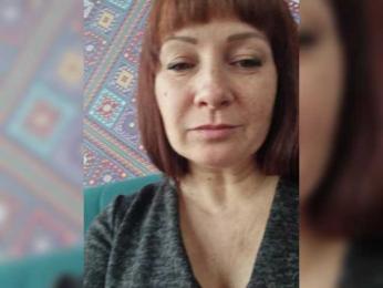 Flirt_Red webcam model stream image