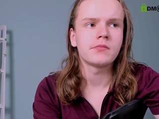 leo-void webcam model stream image