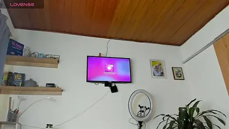 manucute_23_ webcam model stream image