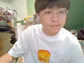 Yang_571 webcam model stream image