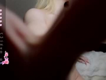 serenahall_ webcam model stream image