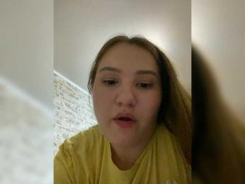 Regina-Lynne webcam model stream image