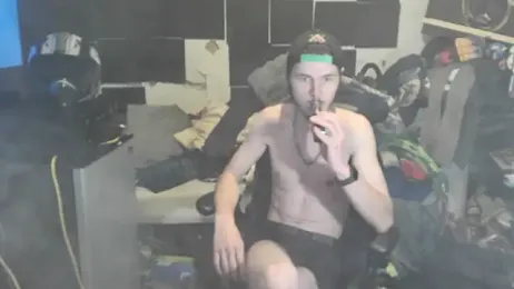 nuttyking2022 webcam model stream image