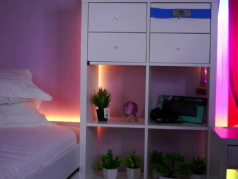 ZyraSatin webcam model stream image